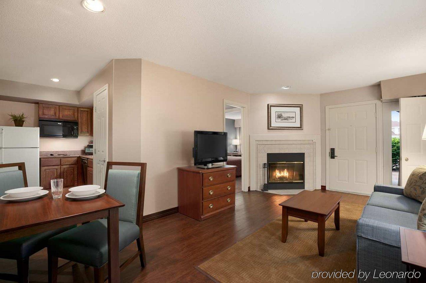 Homewood By Hilton Hartford Hotel 3*